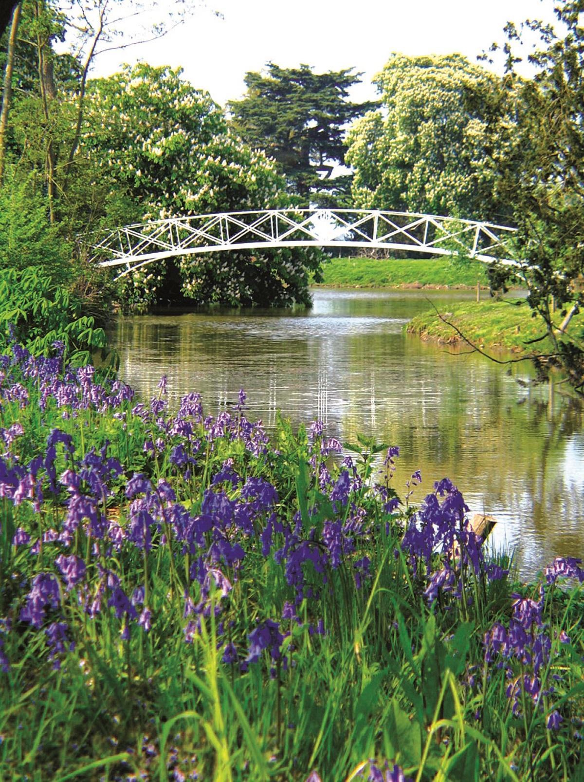 10 Beautiful Worcestershire Gardens