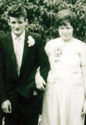 Alan and Christine RUSSELL