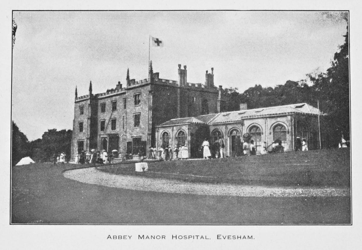 Evesham Abbey Voluntary Aid Detachment hospital.  Picture courtesy Worcestershire Archives and Archaeology Service