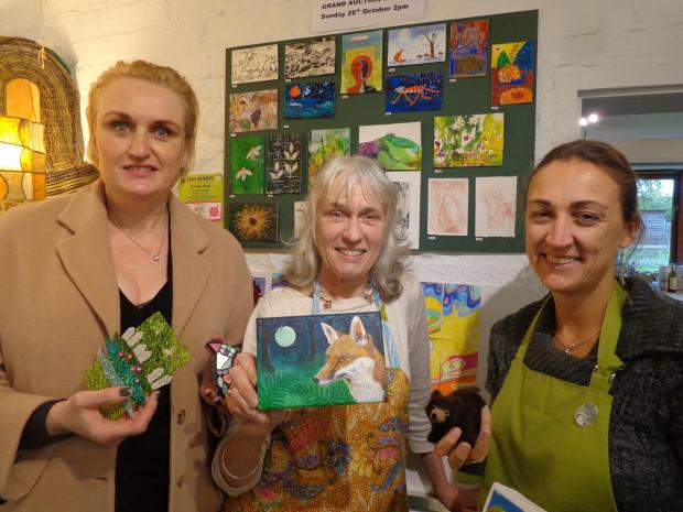 Mandie Fitzgerald, Acorns fundraising officer, gallery owner Sue Lim and Carol Brooks from Silverfish Designs admiring some of this year’s 3D entries for The Big Draw at Blue-ginger gallery Cradley. (s)