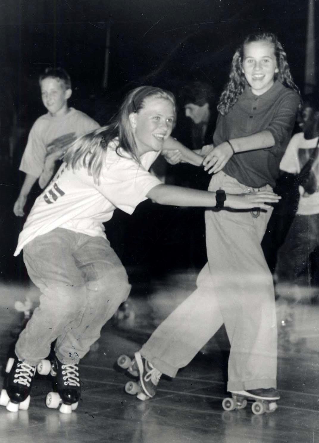 Perdiswell Leisure Centre - A roller disco in 1991