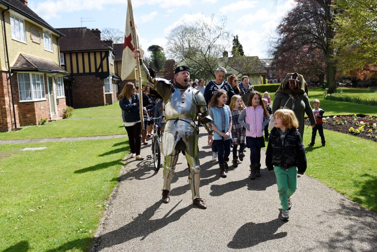 Discover History's George aka Paul Harding leads the parade at Gheluvelt Park