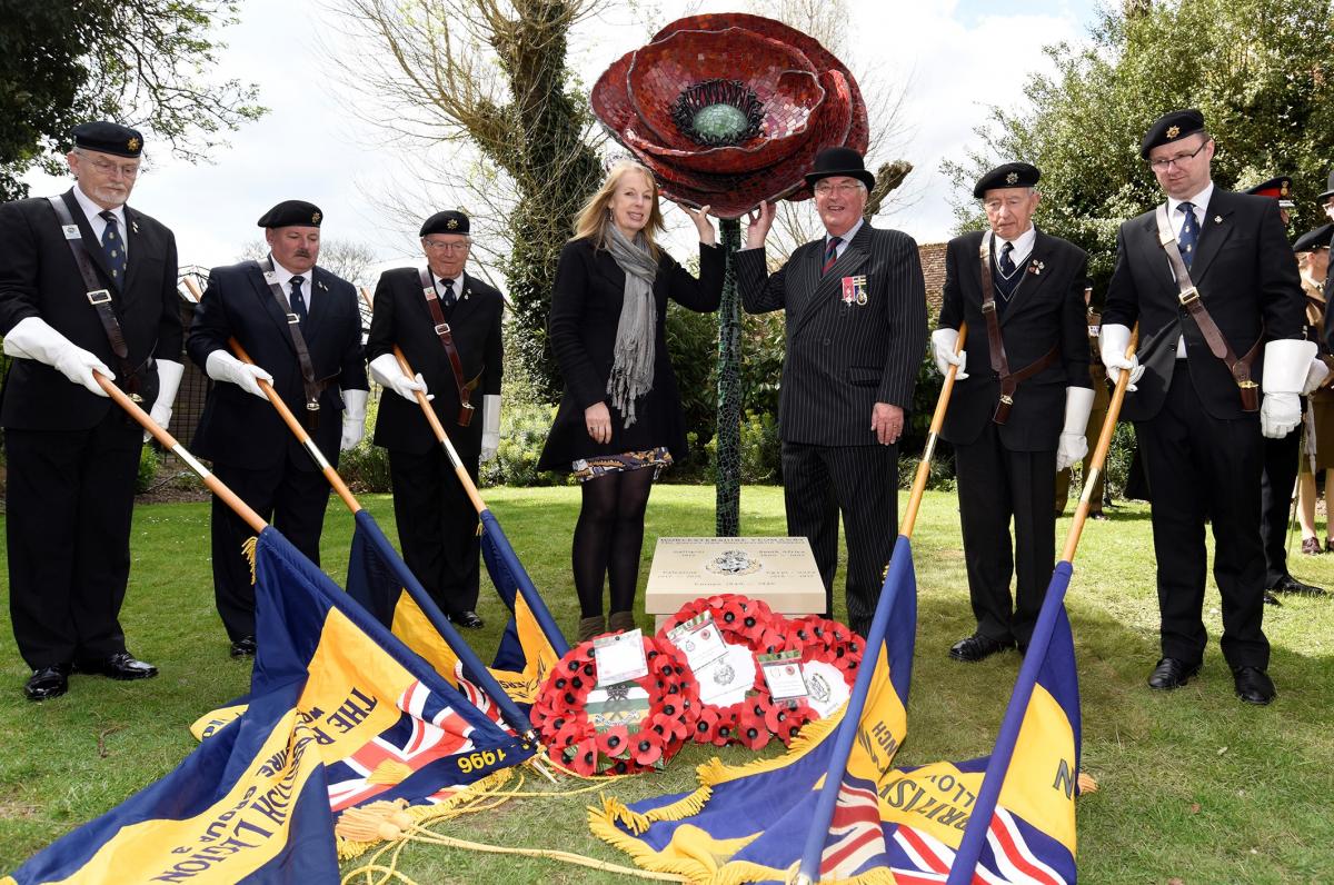 HONOUR MEMORY: A sculpture to commemorate members of the Worcestershire Yeomanry, who died in battle during the First World War, was unveiled in Cripplegate Park, Worcester on Saturday. Pictured (centre) are sculptor Victoria Harrison and Colonel (retd) S
