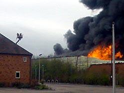 Huge blaze destroys Warndon warehouse