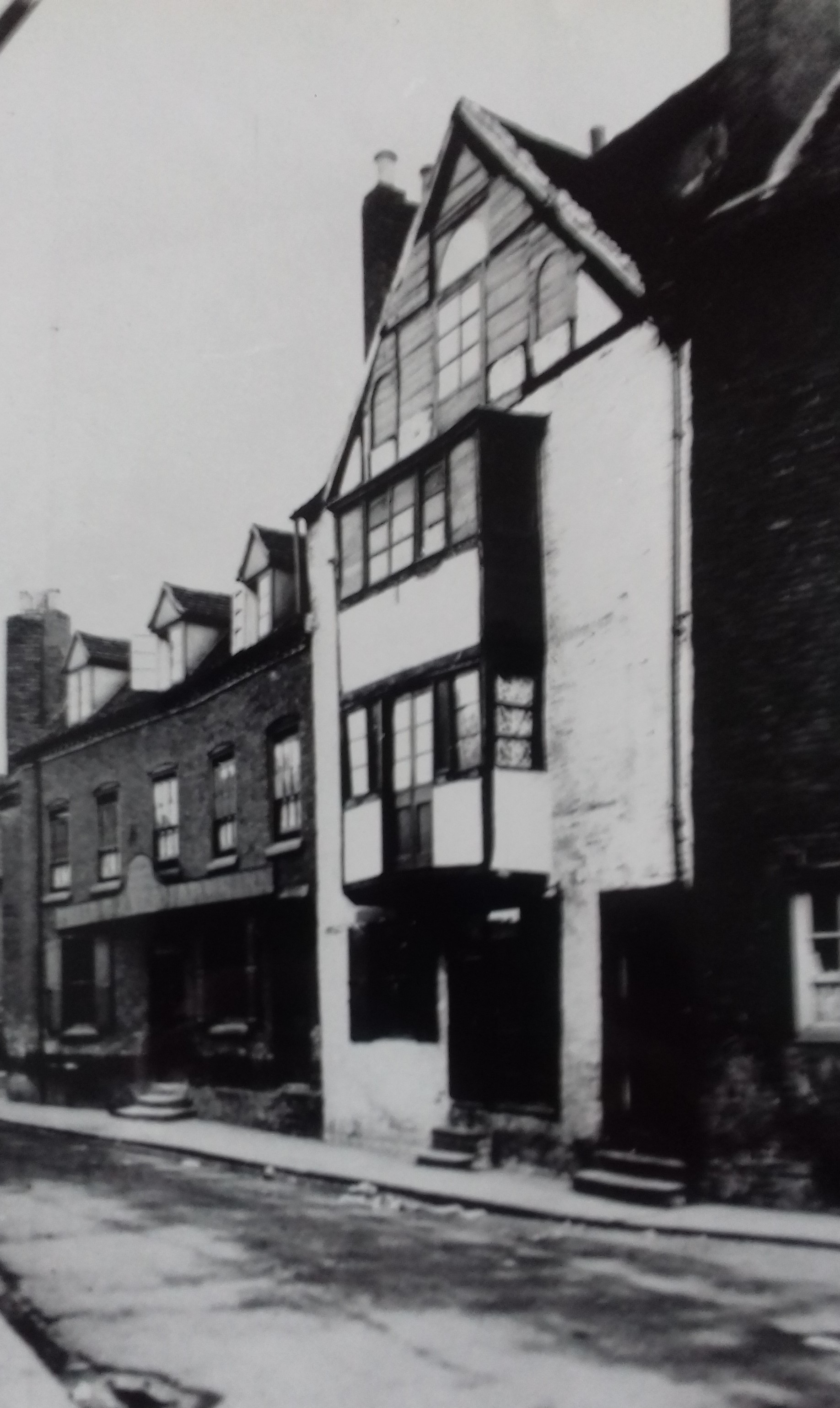 Birdport in 1910 with the Glovers Arms in Powick Lane in the left