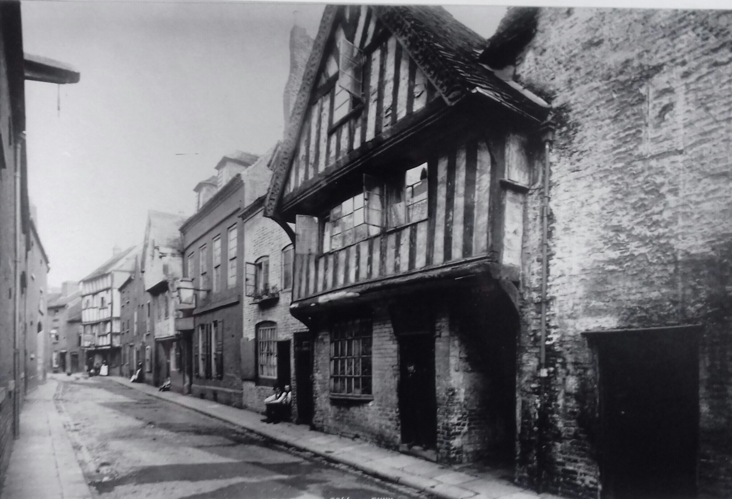 Fish Street in 1893. The property in the foreground was built in the 1600s and demolished in 1906