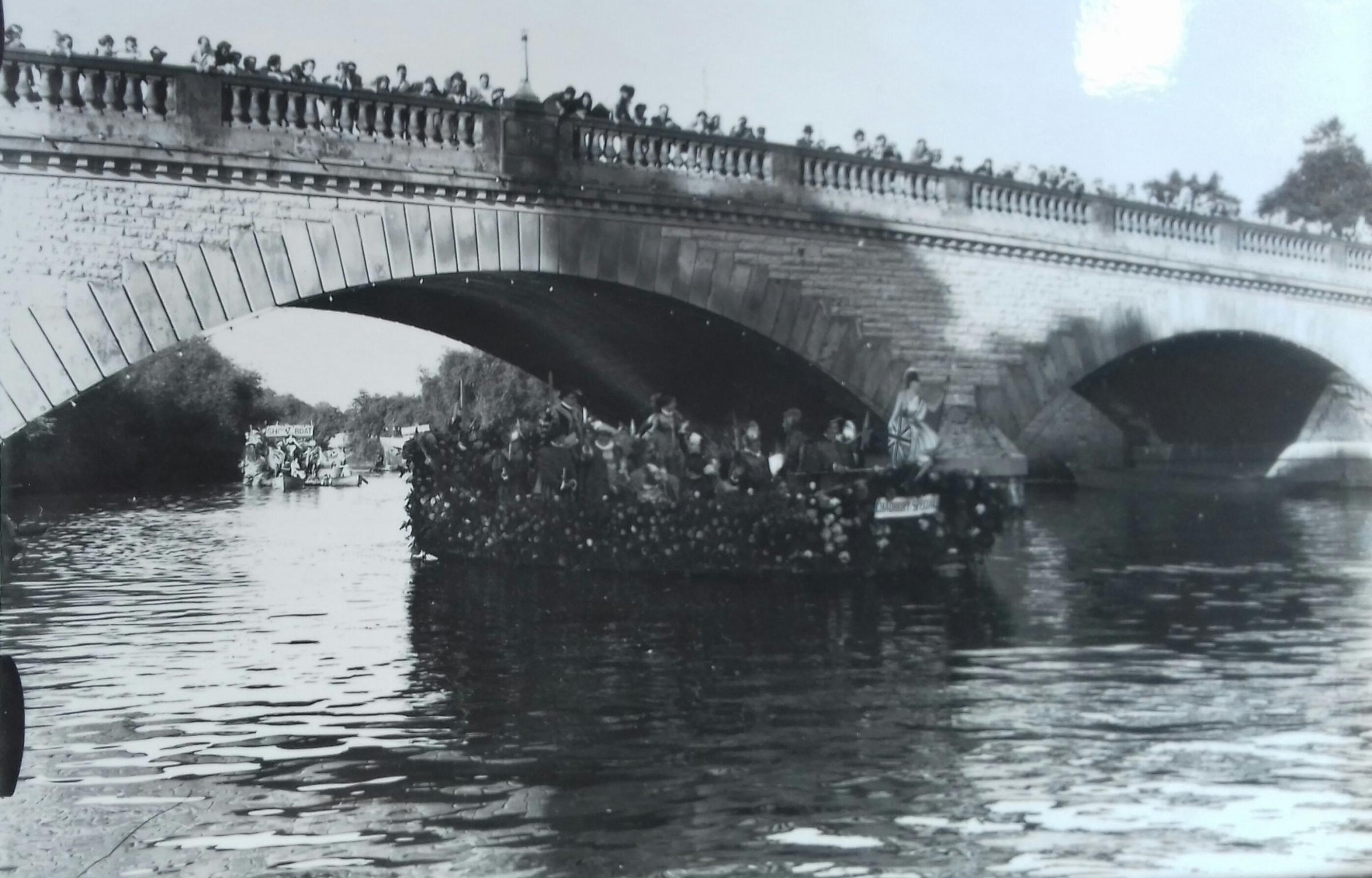 The 1946 procession was by no means the only one to be held on the Severn. Here is one with Britannia leading the way