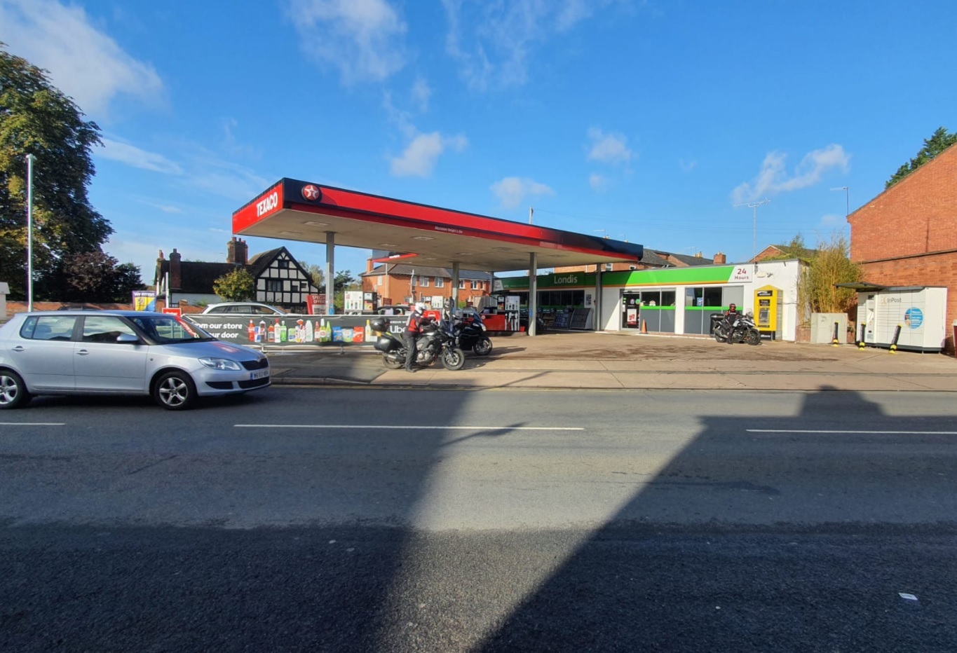 ISSUES: Half pumps on at Texaco, Ombersley Road