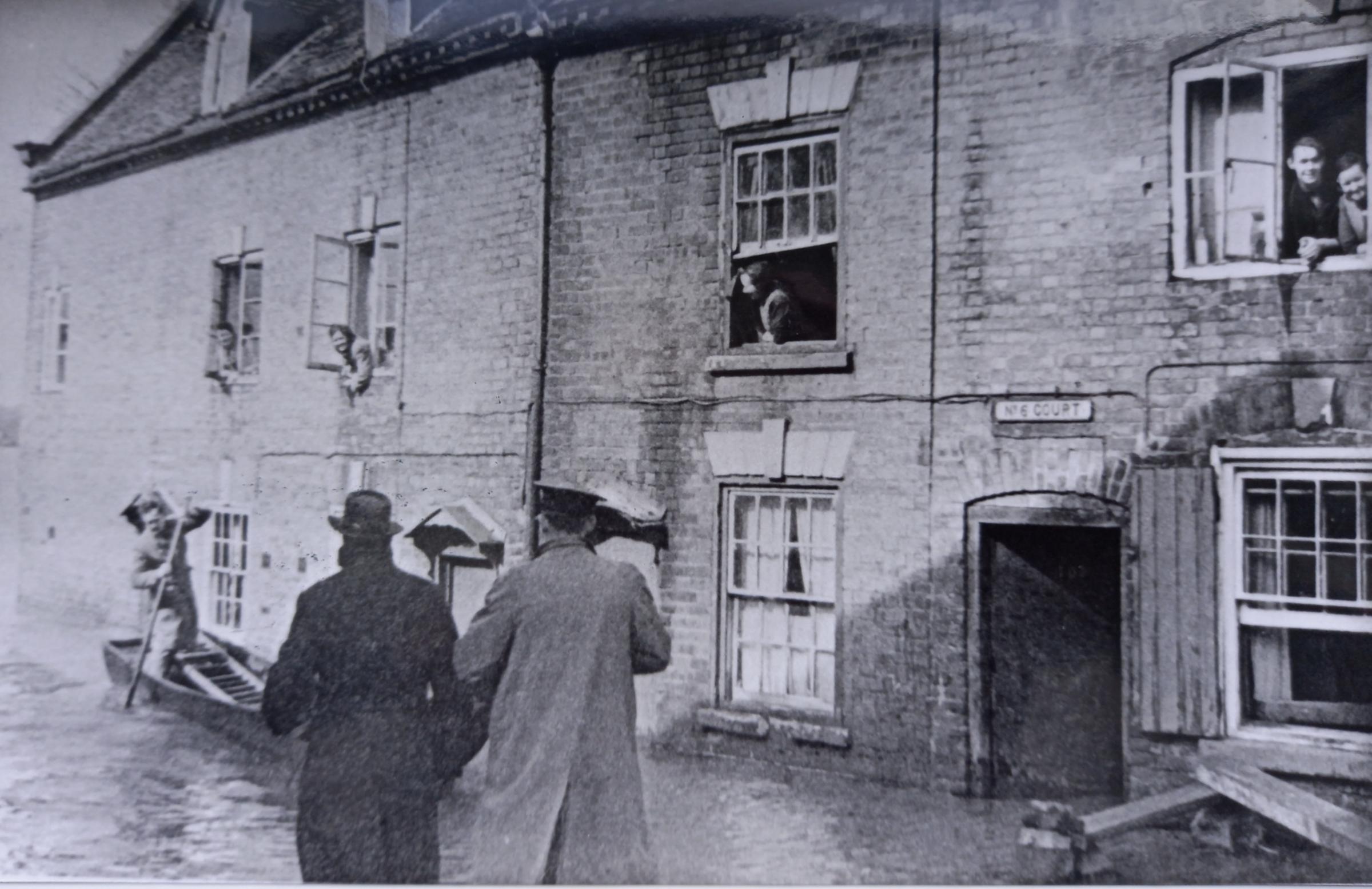Occupants of Number 6 Court, Severn Street during the 1947 floods. It is likely “Lampern Joe” Jenkins family would have occupied similar accommodation