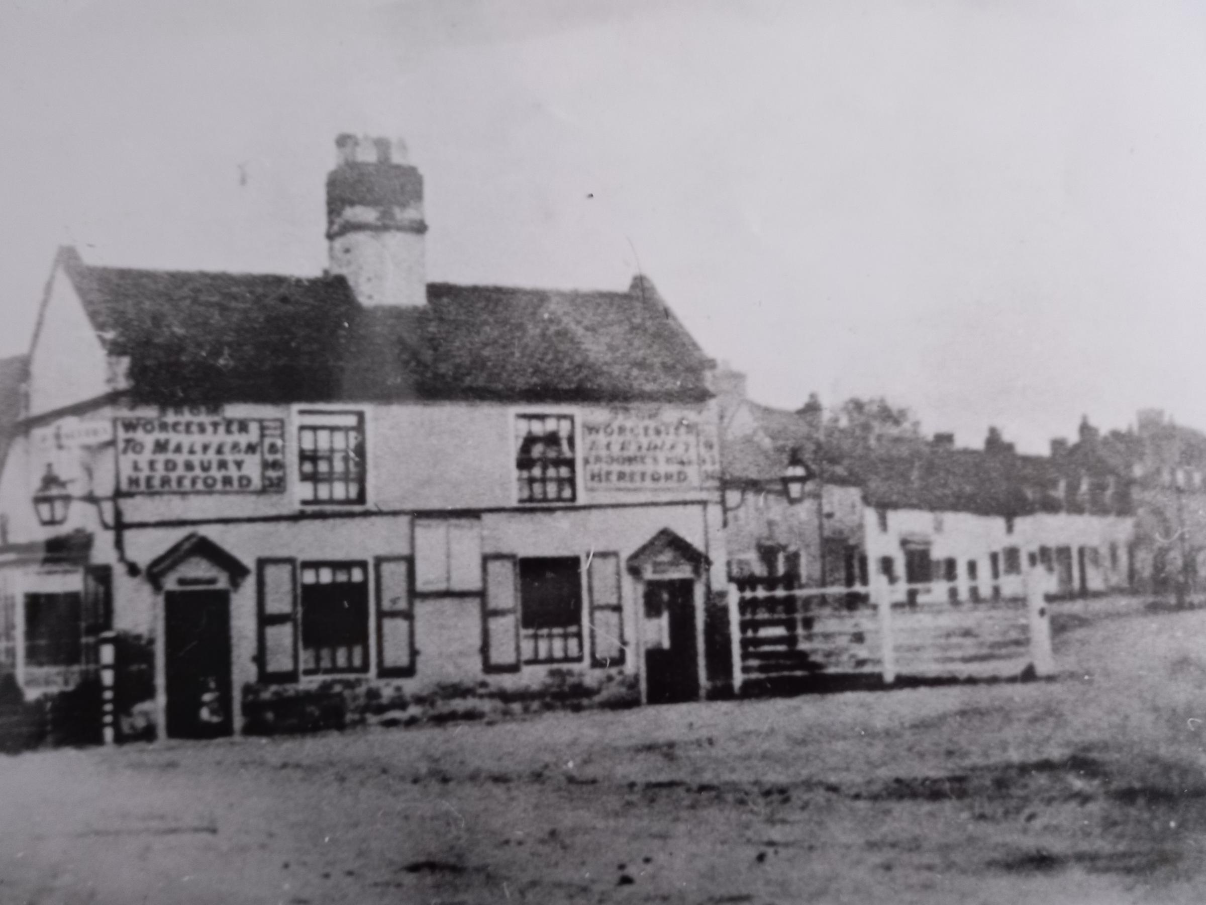 St John’s Toll House stood on the junction of Malvern Road and Bransford Road