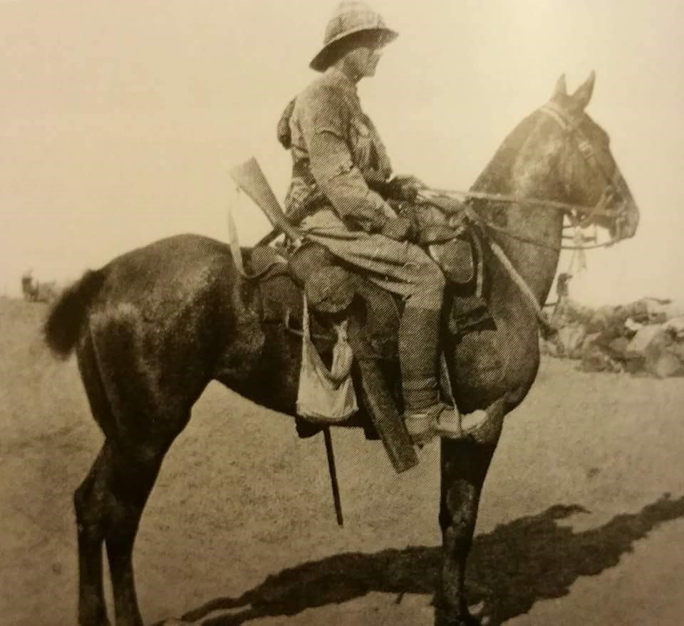 Yeoman and war horse in the desert during the Great War