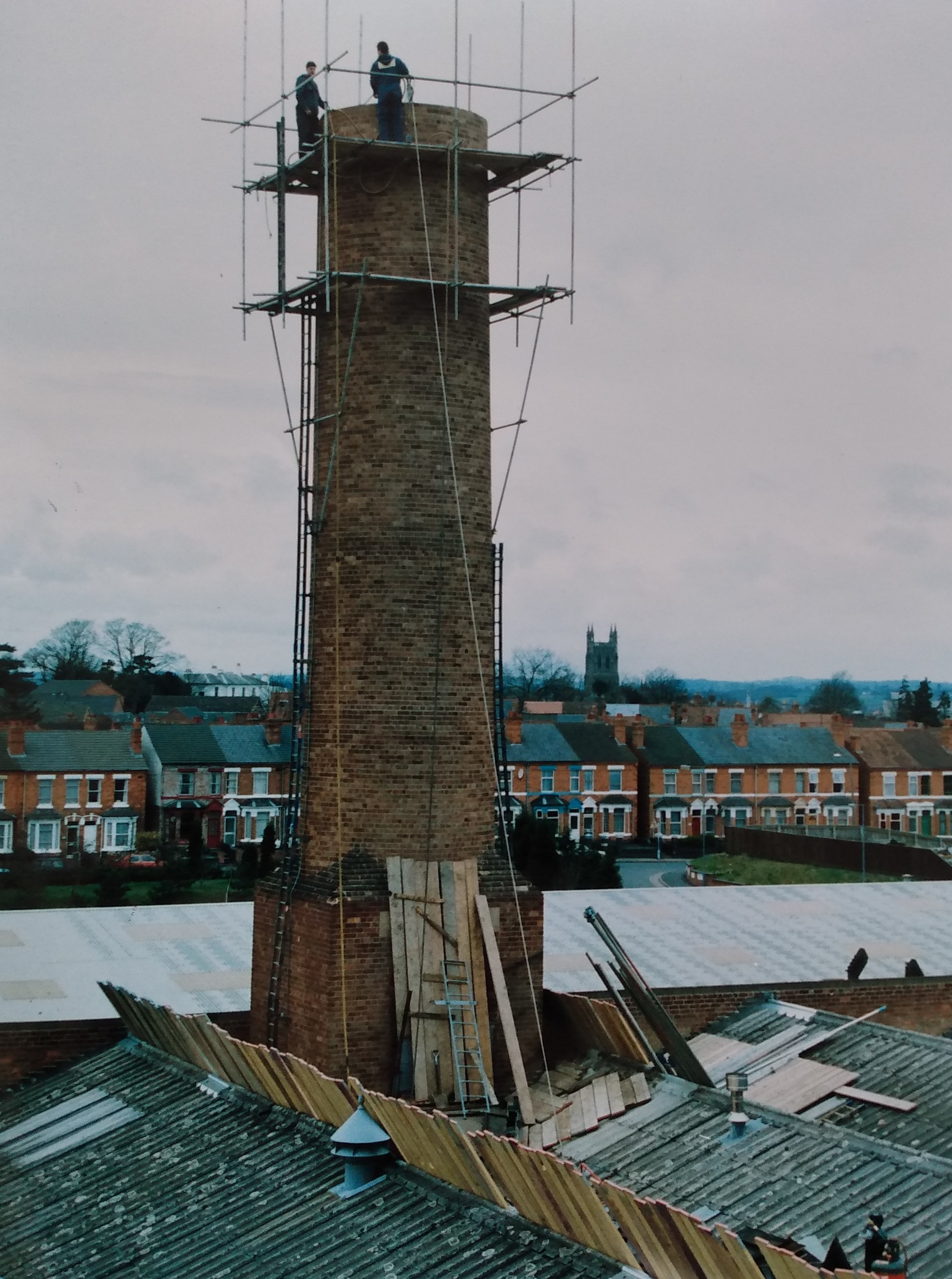 The 135ft chinmey at CarnaudMetalbox towered over the Perry Wood area of Worcester for more than 30 years