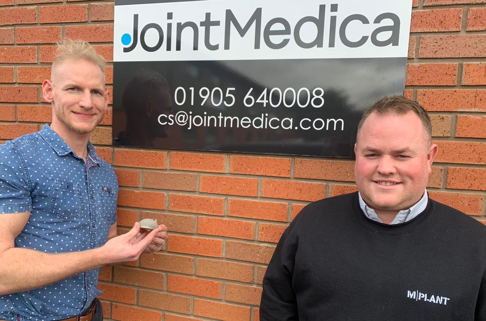 Ollie Clayton, JointMedica mechanical engineer, and Andy McMinn