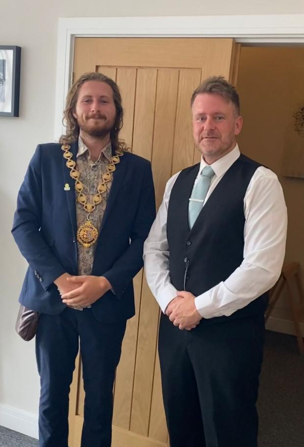 Worcester News: Mayor of Droitwich, councillor George Duffy, and Lee Russell