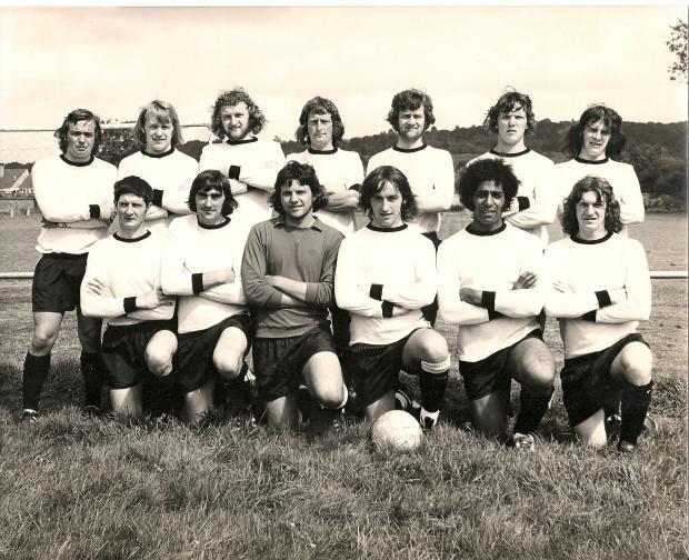 Worcester News: Robert Davis is on the back row, fourth from the left, in this team photo from 1974, with Ian Colwell to his right
