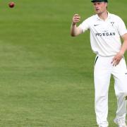 Matthew Waite has signed a thee-year deal with Worcestershire.