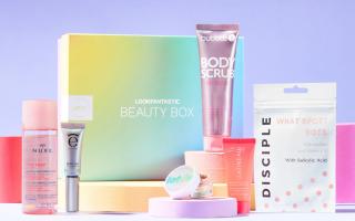 Pick up the internet’s favourite beauty pieces in this month’s LOOKFANTASTIC box (LOOKFANTASTIC)