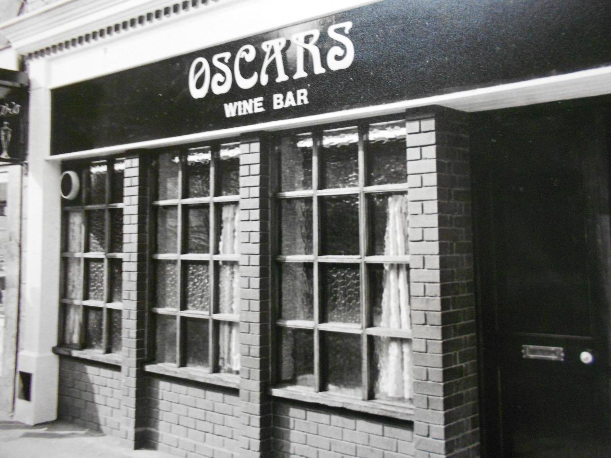 Oscar's Wine Bar in September 1982
